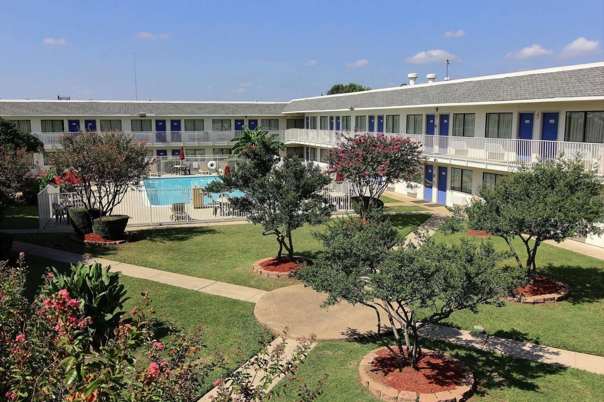 Motel 6-Austin, Tx - North المظهر الخارجي الصورة